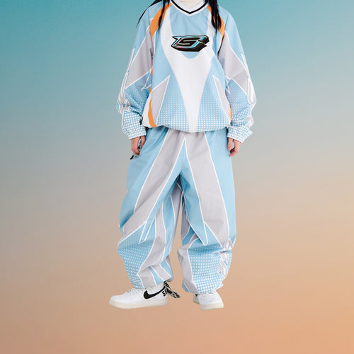 BSR2425FWPT053 model wearing product no color mask