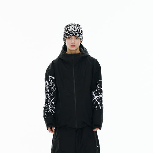 BSR2526FWJK001 model wearing product safe white background