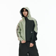 BSR2526FWJK003 model wearing product safe white background