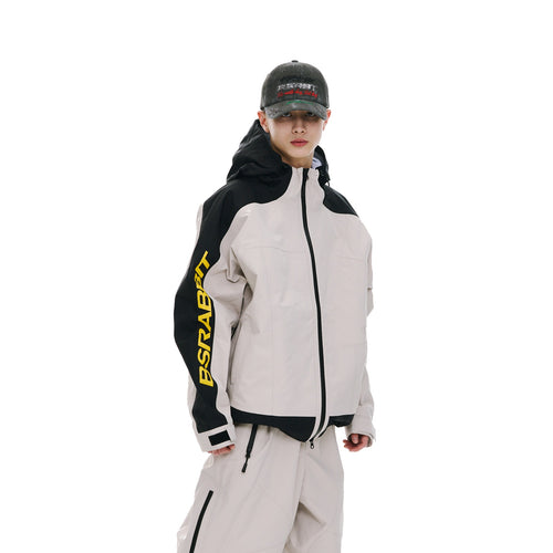 BSR2526FWJK005 model wearing product white background