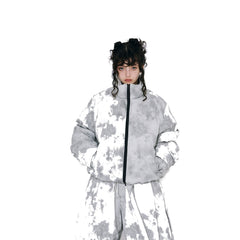 BSR2526FWJK018 model wearing product safe white background