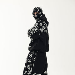 BSR2526FWJK074 model wearing product no color mask