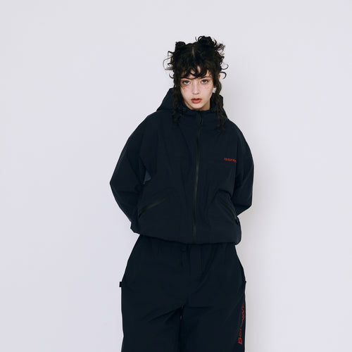 BSR2526FWJK106 model wearing product no color mask