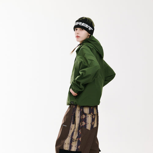 BSR2526FWJK139 model wearing product safe white background