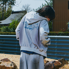 Oil-Washed Graphic Zip-Up Hoodie Light Gray