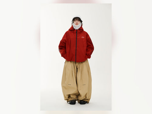 How Snowboard Pants Should Fit, According to the Silhouette