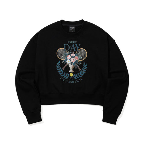 RABBIT DAY FOCUS AND EXCEL CROPPED CREWNECK BLACK