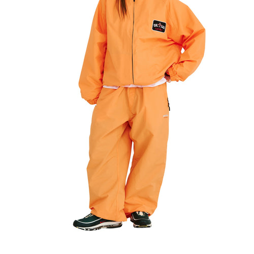 BSR2425FWPT109 model wearing product no color mask