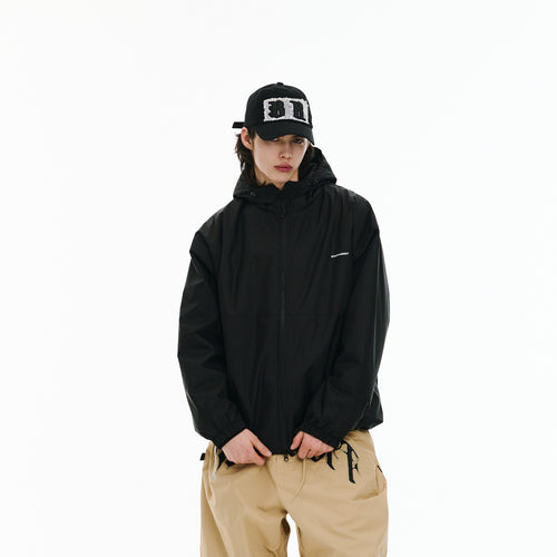 BSR2526FWJK031 model wearing product safe white background