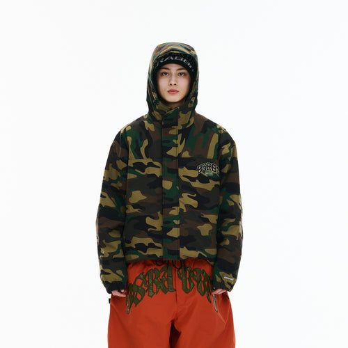 BSR2526FWJK033 model wearing product safe white background