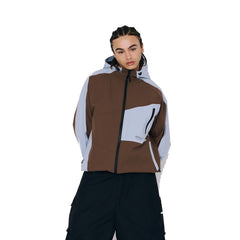 BSR2526FWJK047 model wearing product safe white background