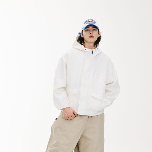 BSR2526FWJK076 model wearing product safe white background