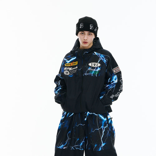 BSR2526FWJK082 model wearing product safe white background