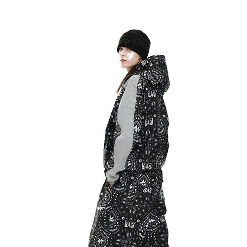 BSR2526FWJK093 model wearing product white background