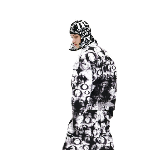 BSR2526FWJK122 model wearing product white background