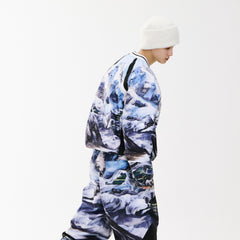 BSR2526FWJK126 model wearing product safe white background