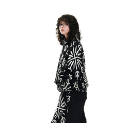 BSR2526FWJK142 model wearing product white background