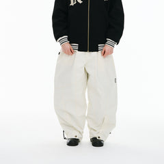 BSR2526FWPT032 model wearing product safe white background