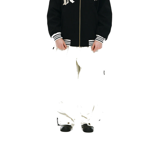 BSR2526FWPT032 model wearing product white background