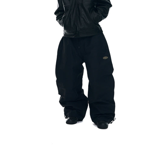 BSR2526FWPT039 model wearing product white background