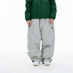 BSR2526FWPT041 model wearing product safe white background