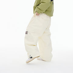 BSR2526FWPT052 model wearing product safe white background