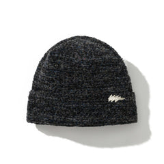 Triple Trace Metal Label Curly Beanie Black Mix